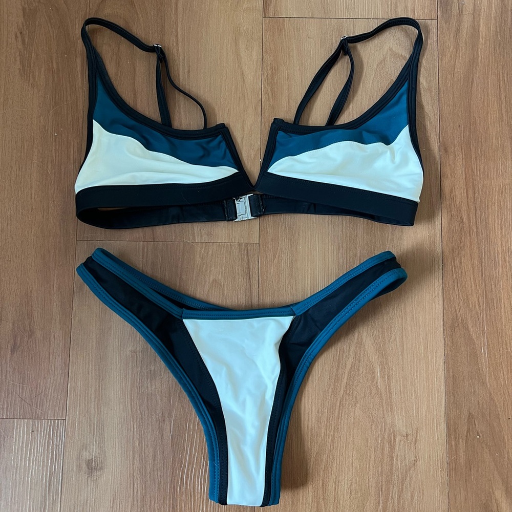 FAE Swim Gypsy top and goi bottoms in envy
